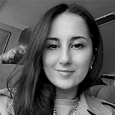 Duygu Kılıççeker Art Director